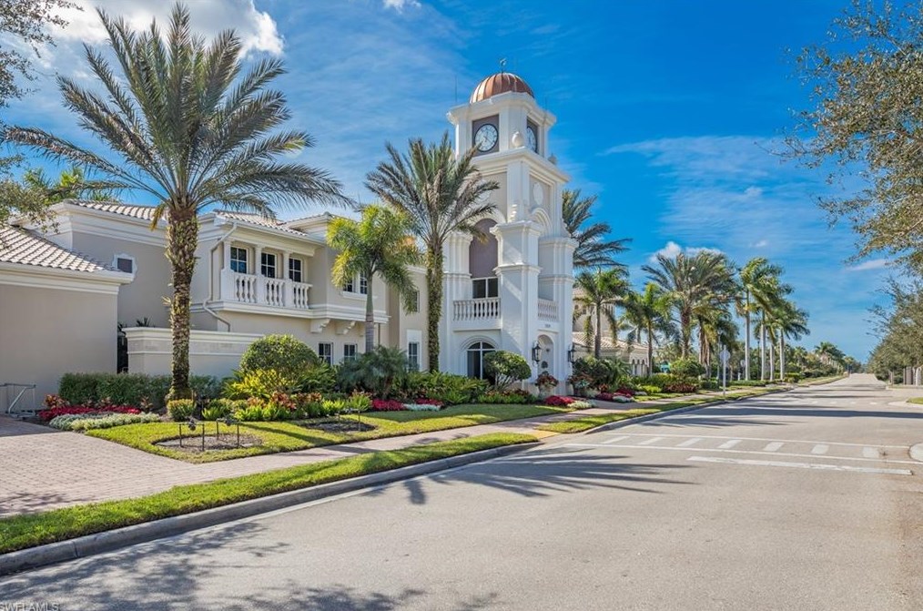 15157 Reef Ln, Bonita Springs FL  34135-8659 exterior