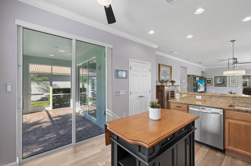 15157 Reef Ln, Bonita Springs FL  34135-8659 exterior