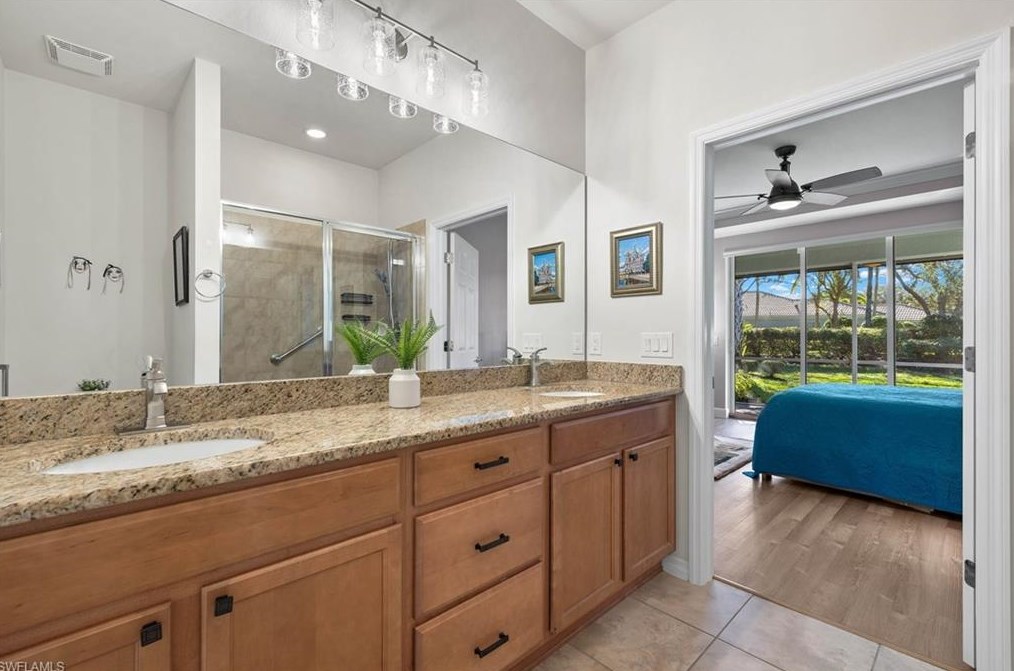 15157 Reef Ln, Bonita Springs FL  34135-8659 exterior