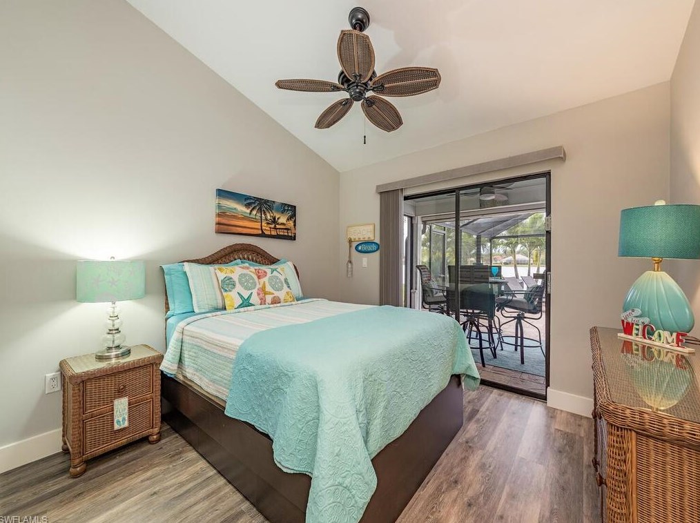 18013 Royal Tree Pkwy, Naples FL  34114-8941 exterior