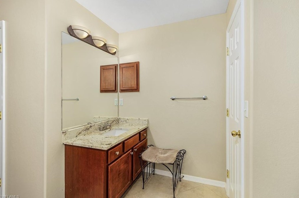 2022 31st Ter, Cape Coral FL  33914-4941 exterior