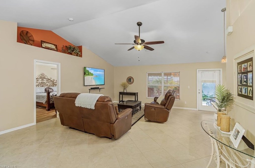 2022 31st Ter, Cape Coral FL  33914-4941 exterior