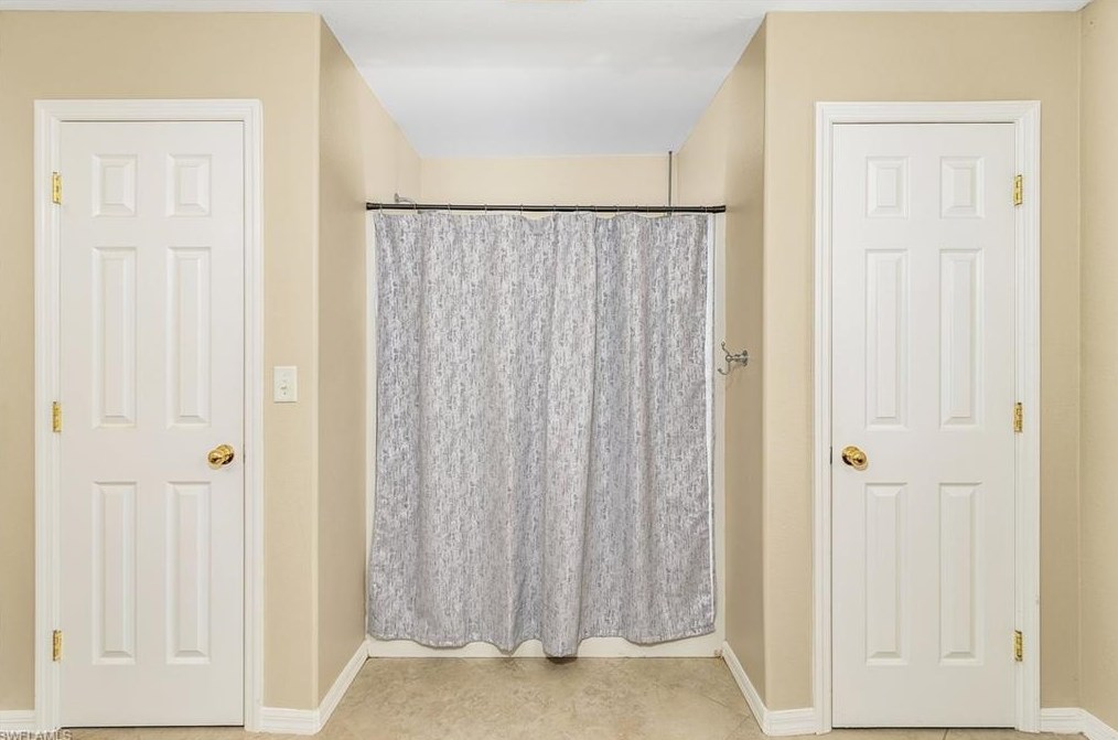 2022 31st Ter, Cape Coral FL  33914-4941 exterior