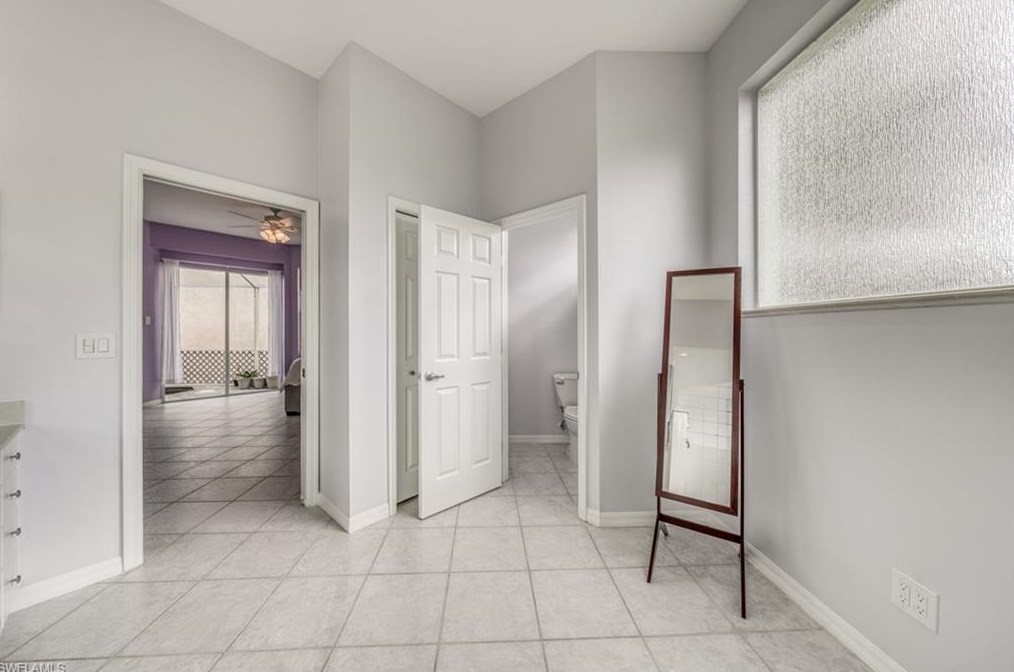 1088 Jardin Dr, Naples FL  34104-6613 exterior