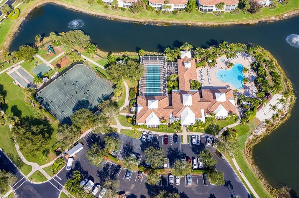 3015 Horizon Ln, Naples FL  34109-8928 exterior