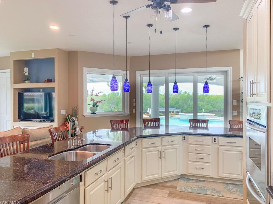 3916 Surfside Blvd, Cape Coral FL  33914-4815 exterior