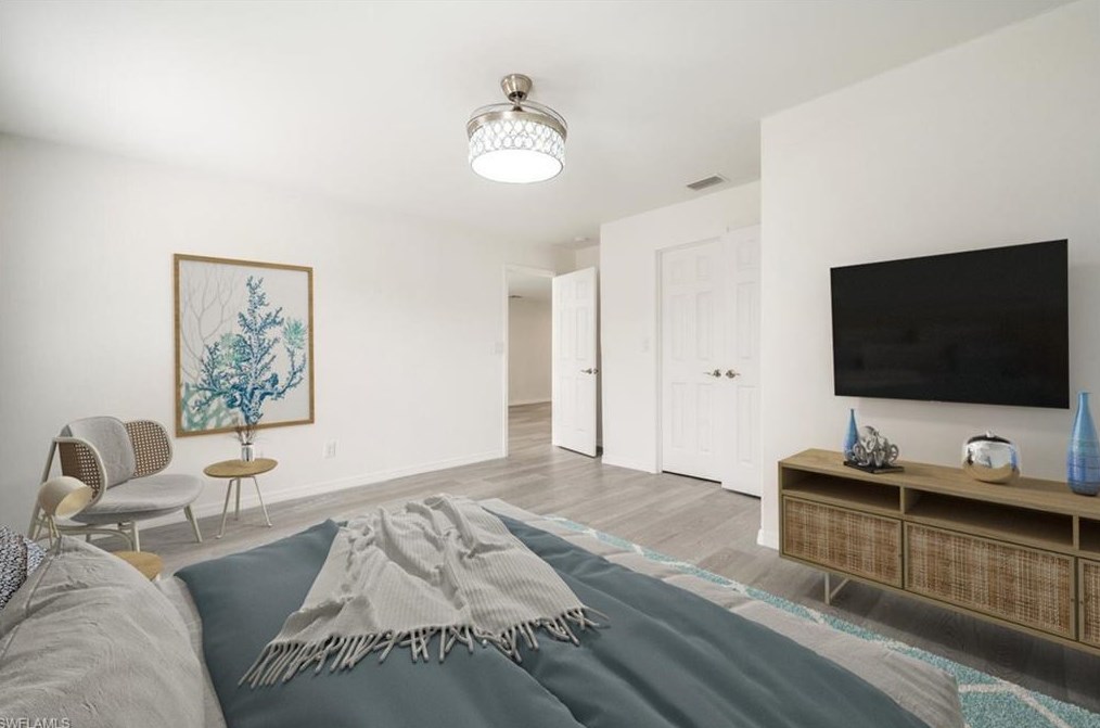 27208 Rio Vista Cir, Bonita Springs FL  34135-4729 exterior