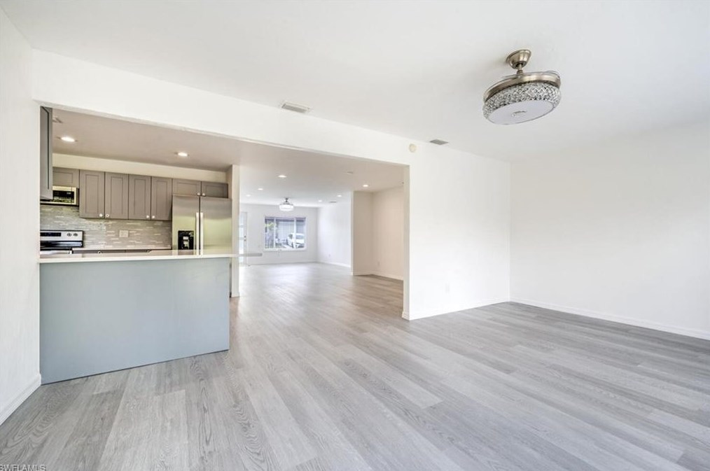 27208 Rio Vista Cir, Bonita Springs FL  34135-4729 exterior