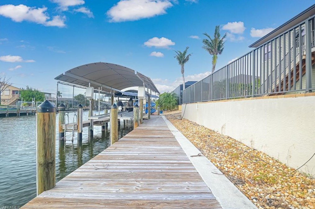 2383 Sycamore St, Saint James City FL  33956-2067 exterior