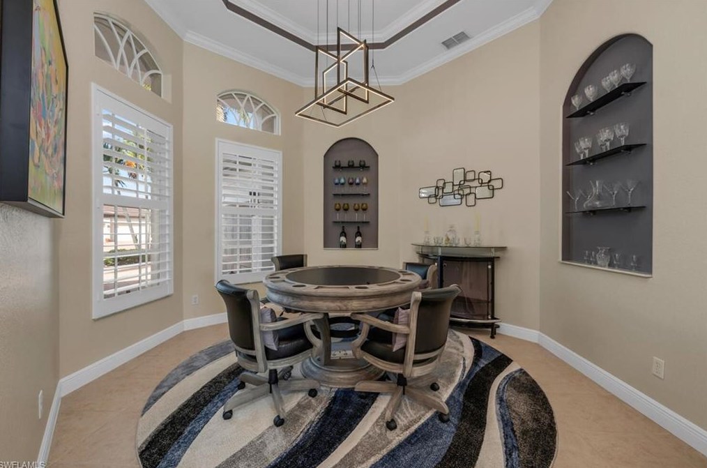 5059 Cerromar Dr, Naples FL  34112-7922 exterior