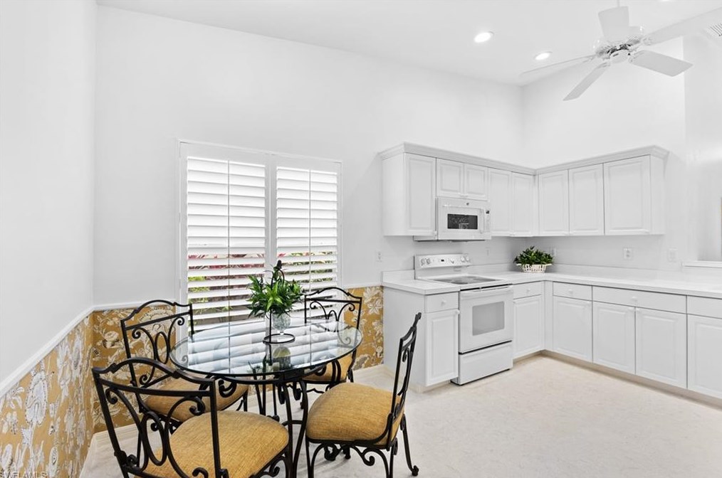 25161 Golf Lk Cir, Bonita Springs FL  34135 exterior