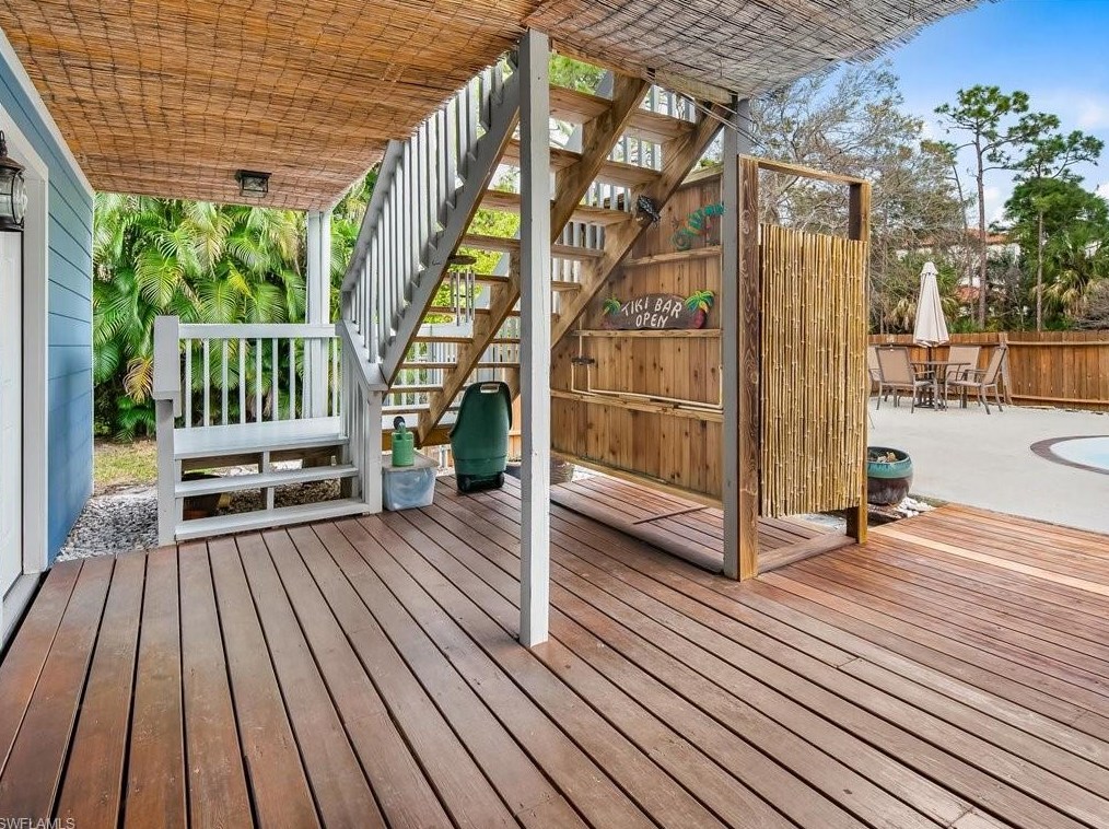 4724 Pembrooke Ln, Bonita Springs FL  34134-7109 exterior