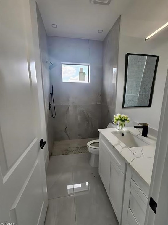 4156 54 Ave, Naples FL 34120-1530 exterior