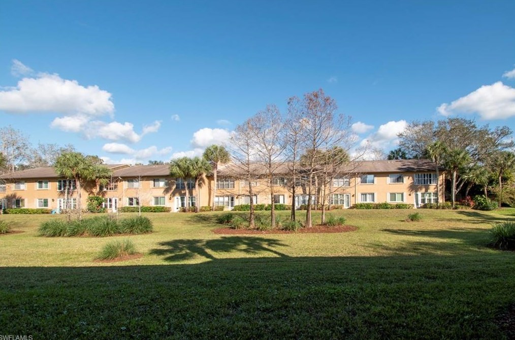 4150 Looking Glass Ln, Naples FL  34112-5297 exterior