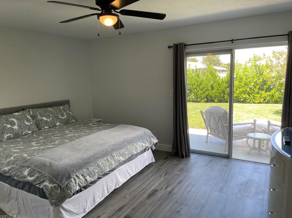 575 91 Ave, Naples FL 34108-2422 exterior