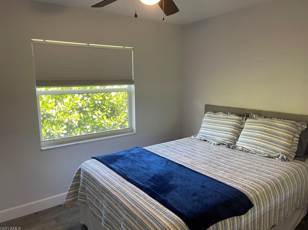 575 91 Ave, Naples FL 34108-2422 exterior