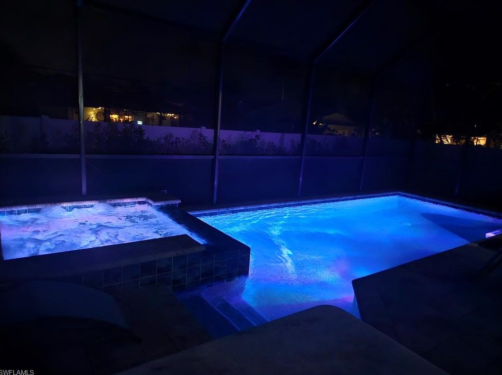 682 105 Ave, Naples FL 34108-1837 exterior