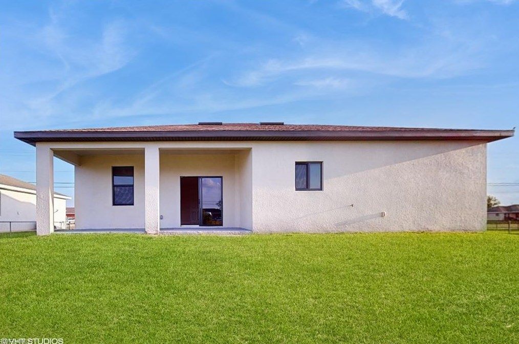 4202 Rd St, Lehigh Acres FL  33971 exterior