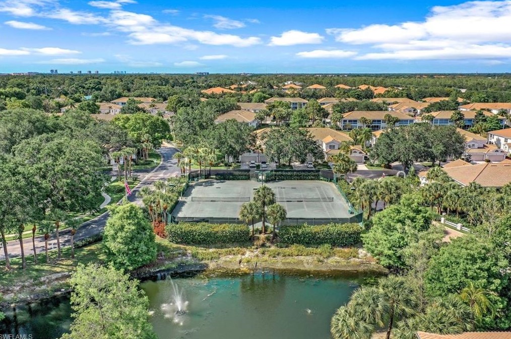 6895 Rain Lily Rd, Naples FL 34109-6137 exterior