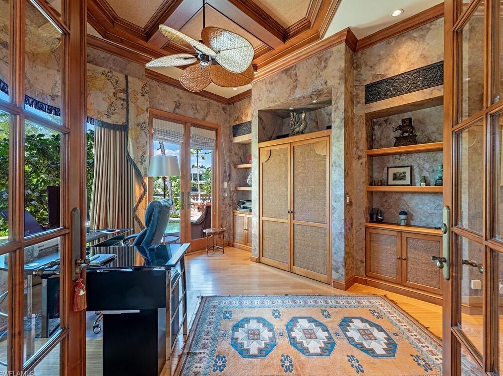 651 21 Ave, Naples FL 34116-6423 exterior