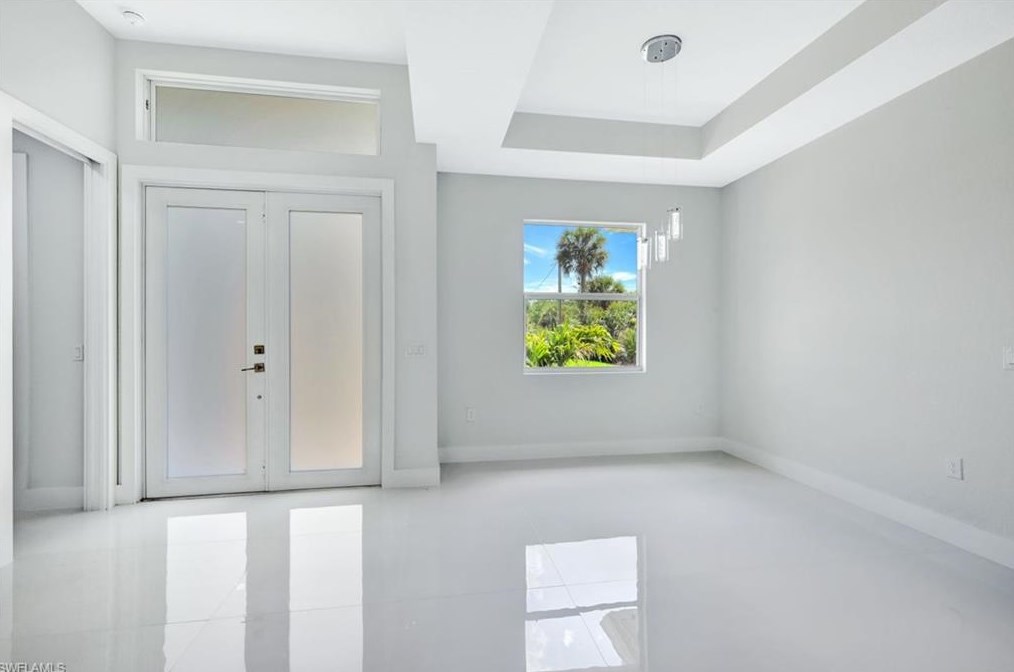 4576 68 Ave, Naples FL 34120-6451 exterior