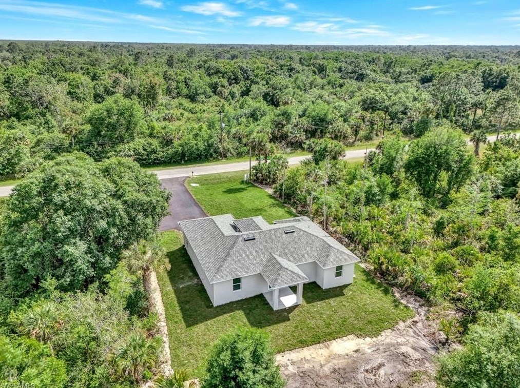 4576 68 Ave, Naples FL 34120-6451 exterior