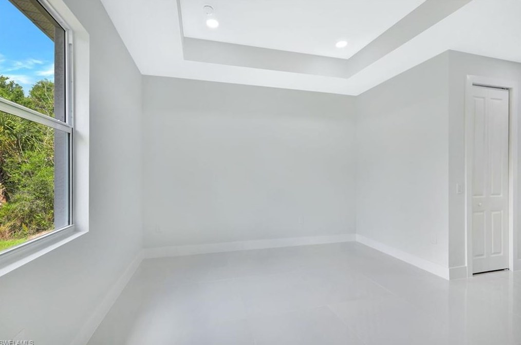 4576 68 Ave, Naples FL 34120-6451 exterior