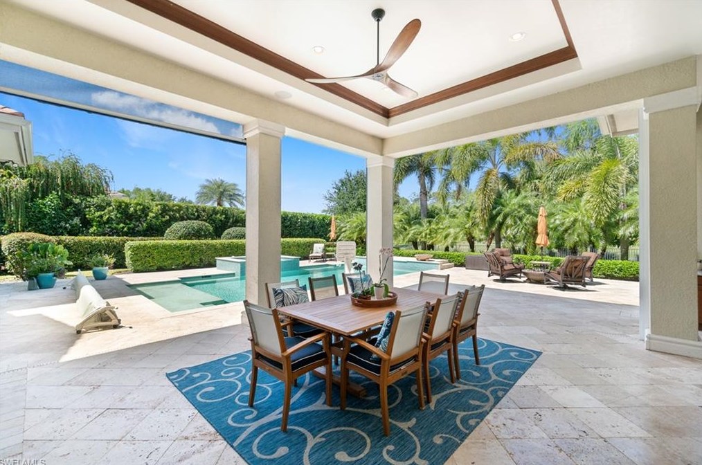 4265 Deephaven Ln, Naples FL 34119-8616 exterior