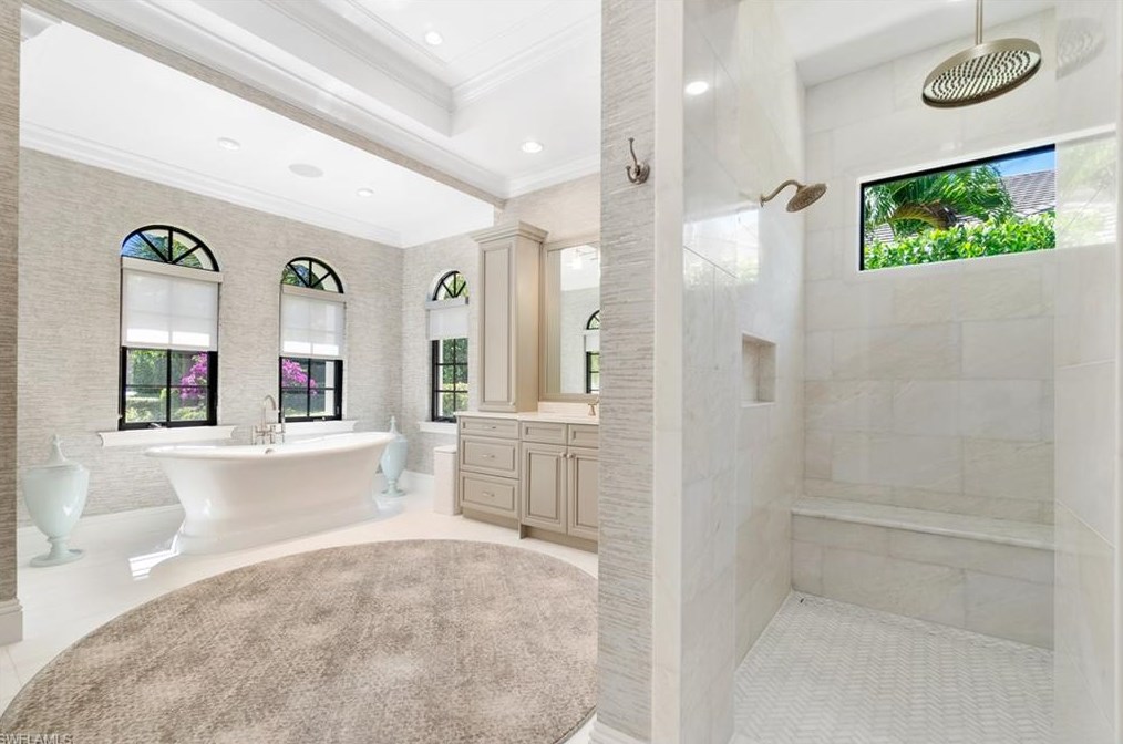 4265 Deephaven Ln, Naples FL 34119-8616 exterior