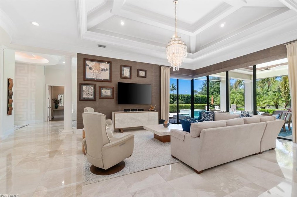 4265 Deephaven Ln, Naples FL 34119-8616 exterior