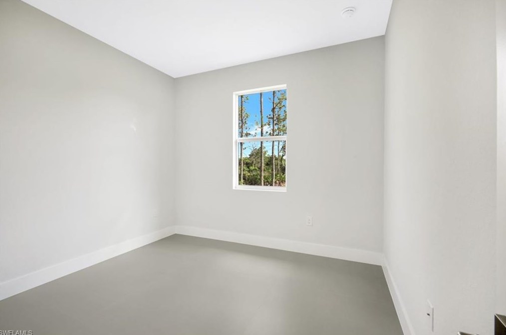 2621 20th Ave, Naples FL  34117-4550 exterior