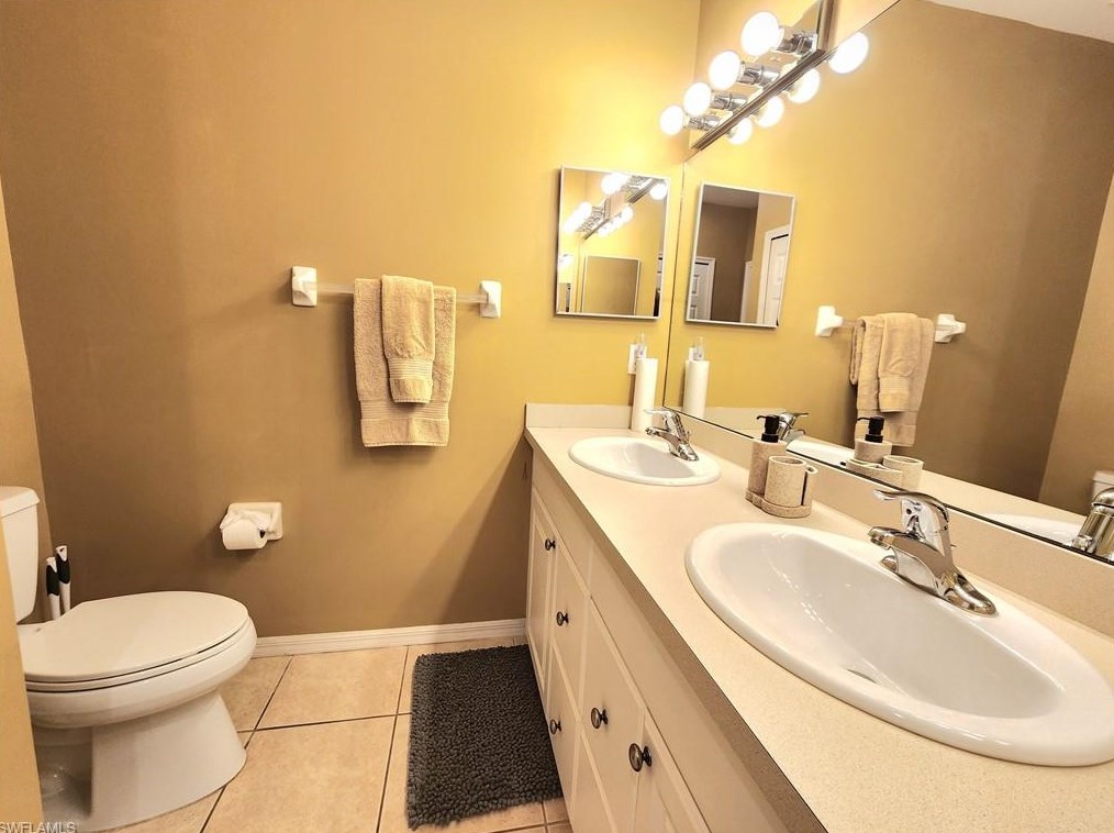 2280 Somerset Ridge Dr, Lehigh Acres FL  33973-6082 exterior