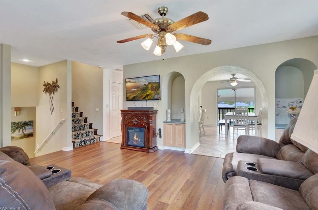 2720 68 St, Naples FL 34105-7225 exterior