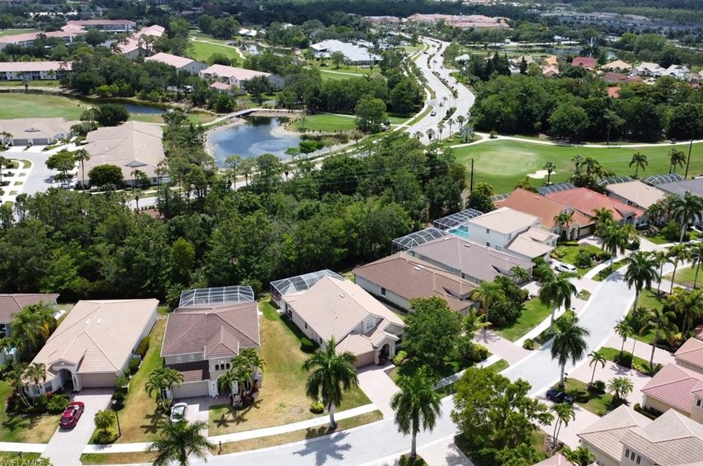 5658 Lago Villaggio Way, Naples FL 34104-5742 exterior