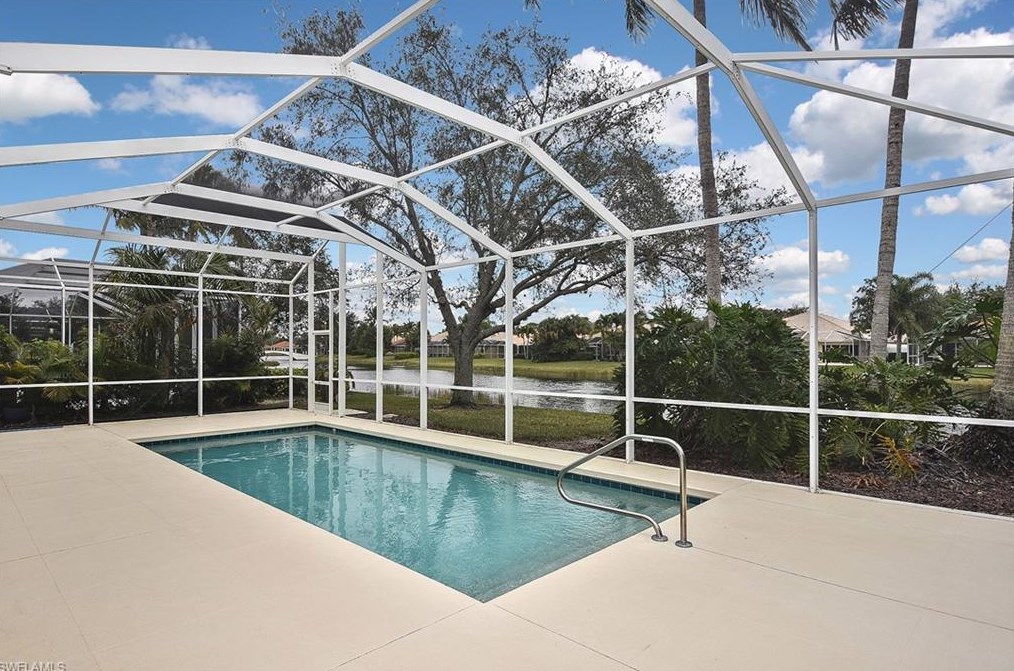 3104 Dominica Way, Naples FL 34119-1605 exterior