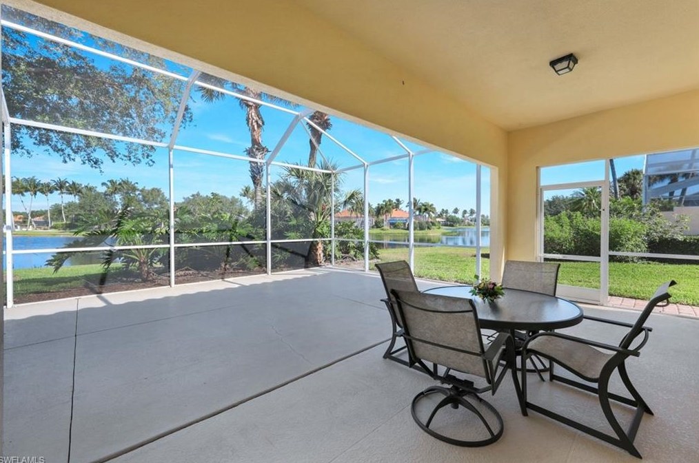 4721 Navassa Ln, Naples FL 34119-9555 exterior