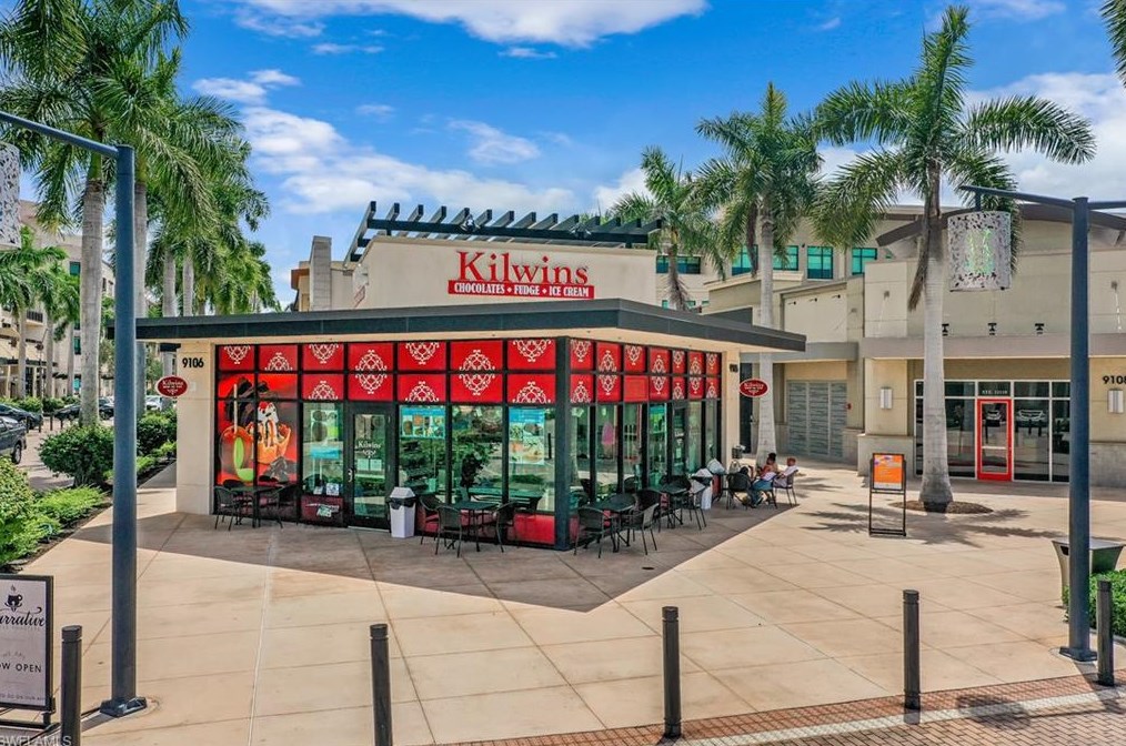 400 Flagship Dr, Naples FL  34108-2332 exterior