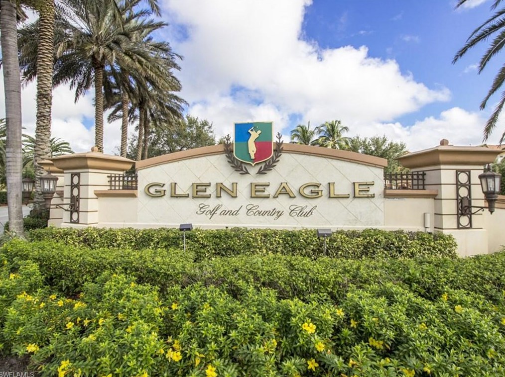 6866 Sterling Greens Dr, Naples FL 34104-5725 exterior