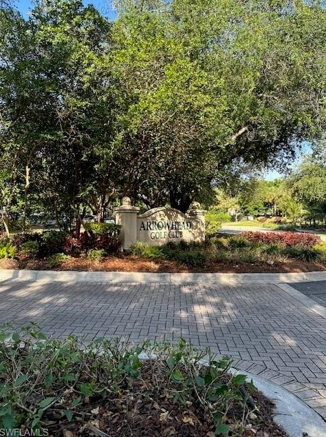2100 Crestview Way, Naples FL  34119-3308 exterior