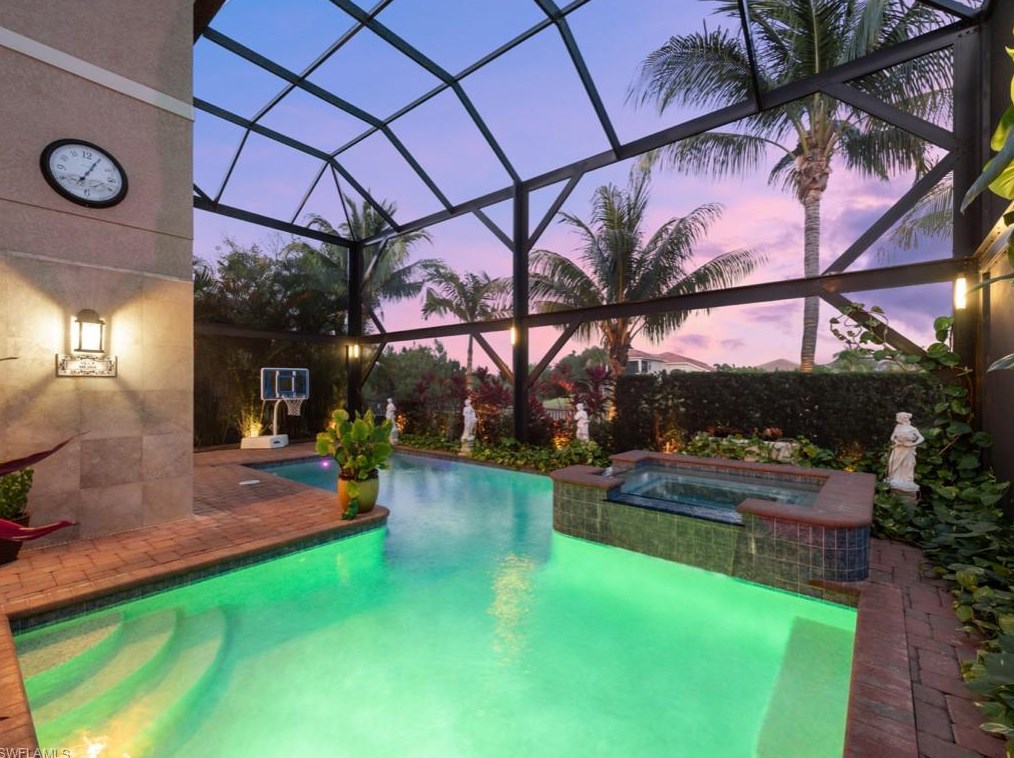 3494 Pacific Dr, Naples FL 34119-8670 exterior