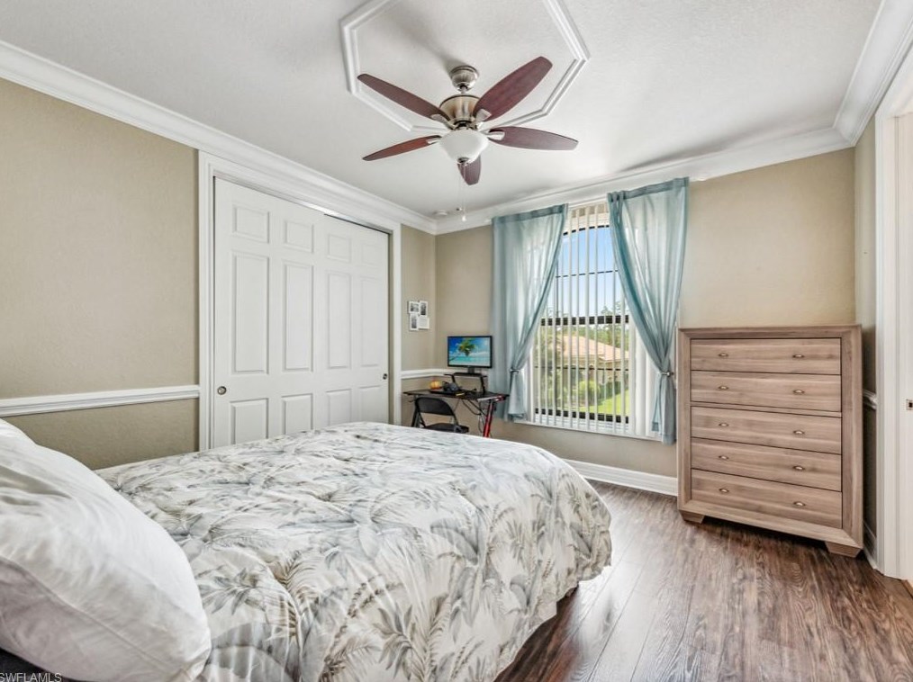 3494 Pacific Dr, Naples FL 34119-8670 exterior