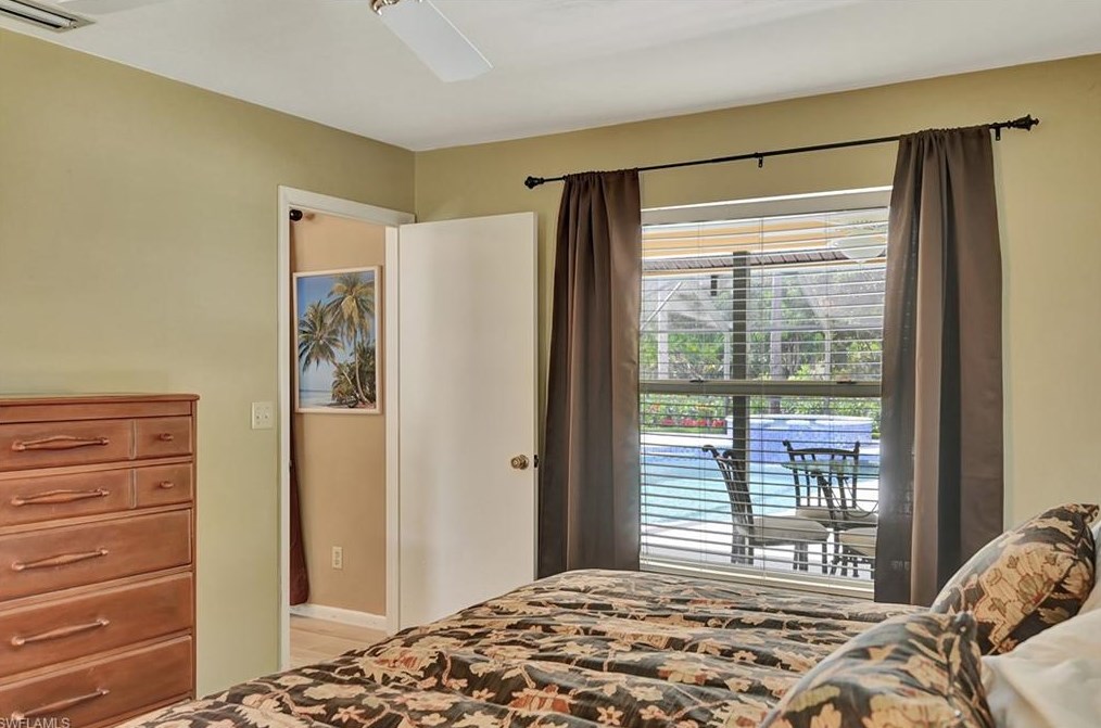 228 Johnnycake Dr, Naples FL 34110-1312 exterior