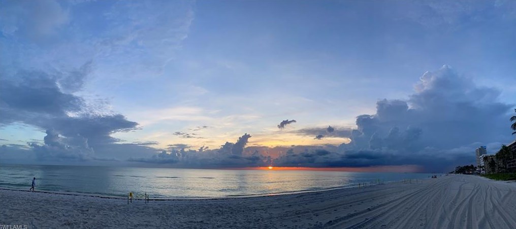 9485 Gulf Shore Dr, Naples FL  34108-2074 exterior