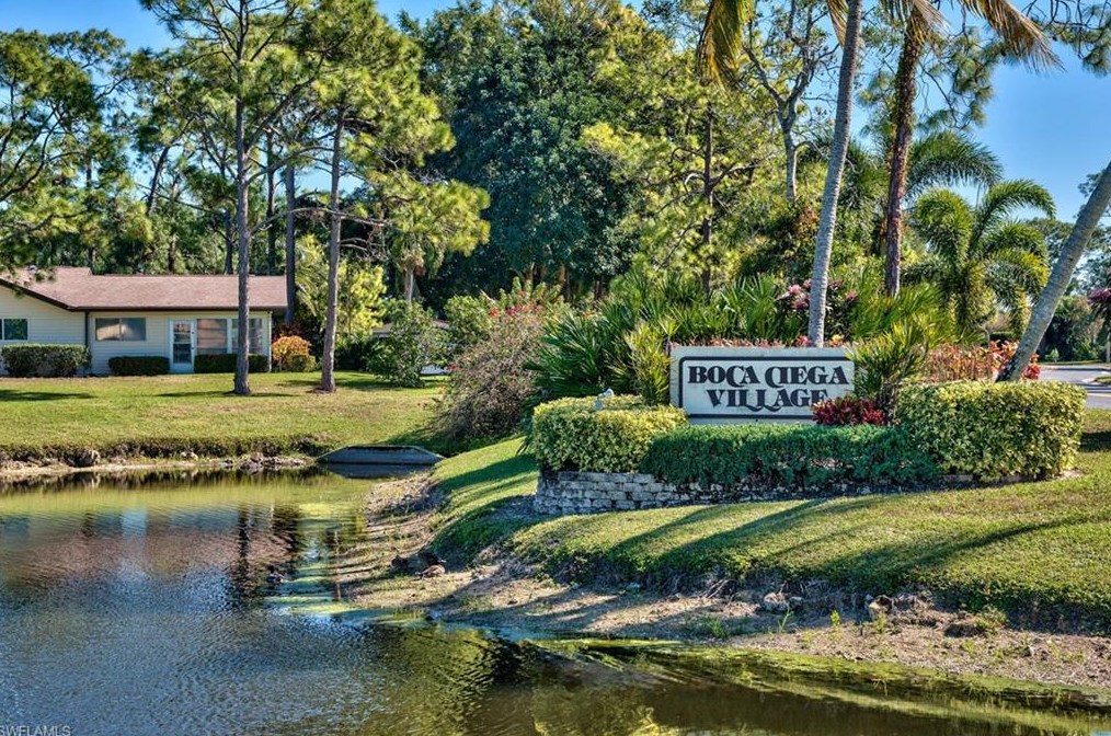 3655 Boca Ciega Dr, Naples FL  34112-6818 exterior