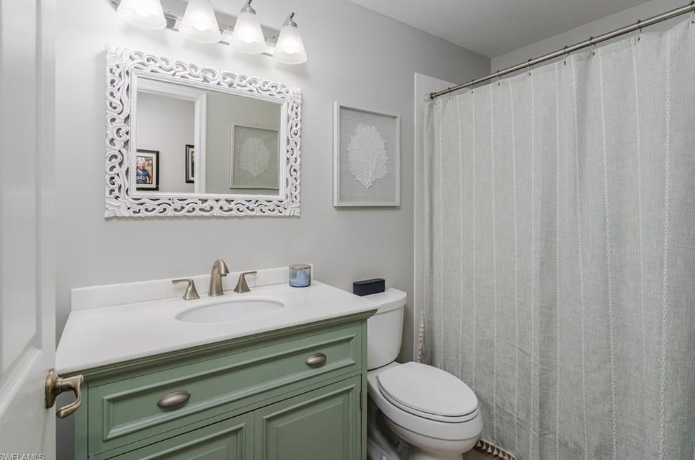 7780 Gardner Dr, Naples FL 34109-0624 exterior