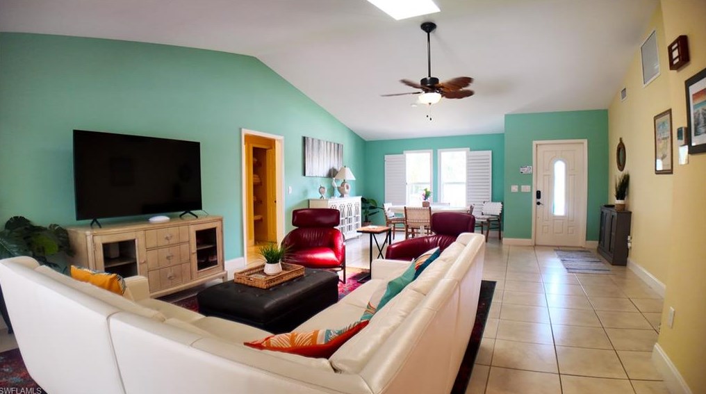 2548 River Reach Dr, Naples FL 34104-6929 exterior