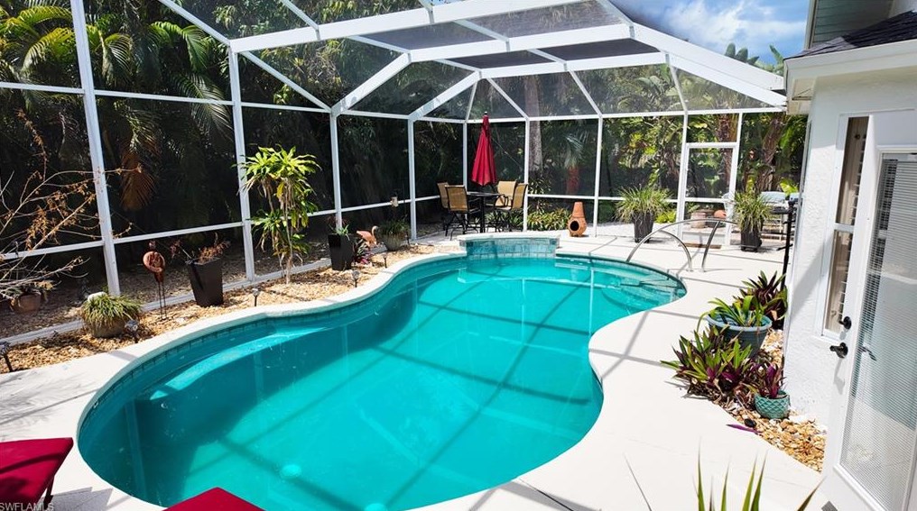 2548 River Reach Dr, Naples FL 34104-6929 exterior