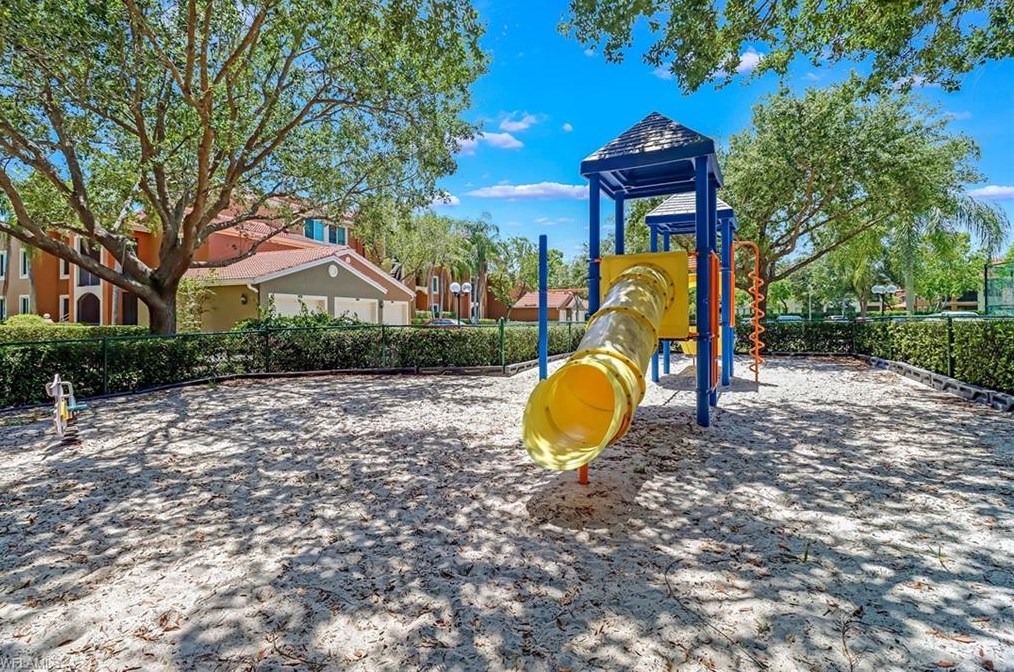 1200 Reserve Way, Naples FL  34105-3820 exterior