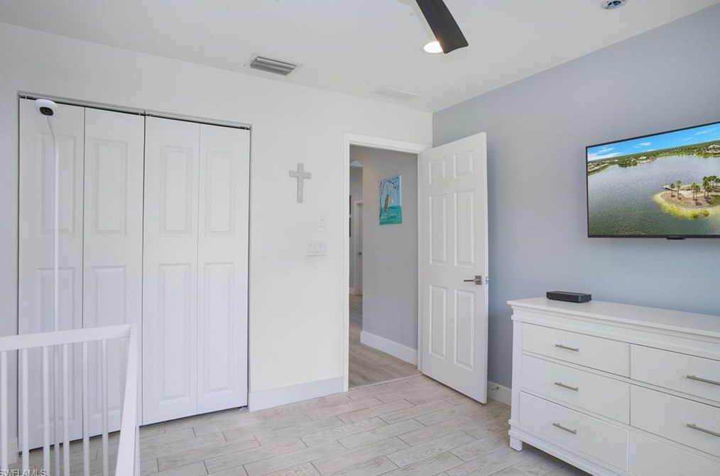 1519 Pacaya Cv, Naples FL 34119-3367 exterior