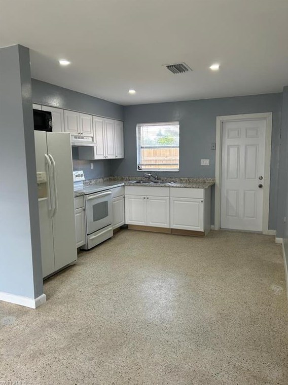 3131 Francis Ave, Naples FL 34112-3815 exterior